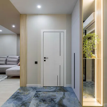 новобудова великобританія, шевченка 27 Apartment Lviv