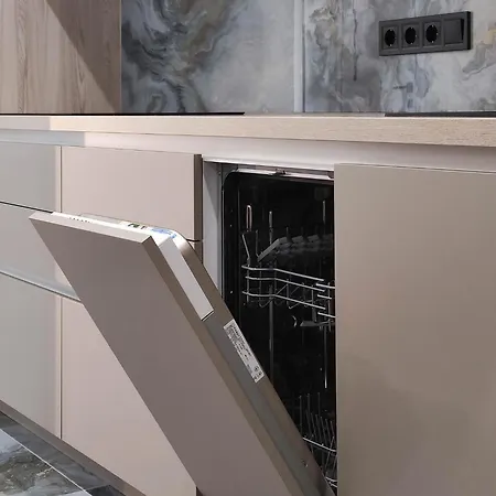 новобудова великобританія, шевченка 27 Apartment