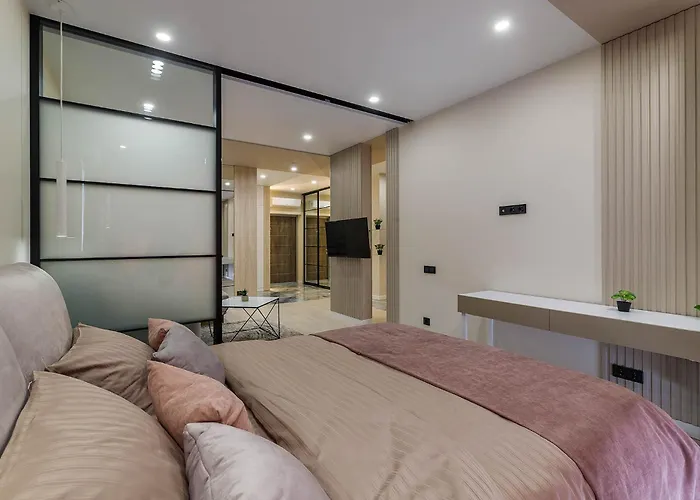 новобудова великобританія, шевченка 27